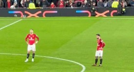 卡里克首闻曼联球迷嘘声！未来三轮重陷严峻形势，残阵直面三劲敌