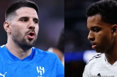 英超与西甲转会动态：曼联瞄准沙特前锋，罗德里戈面临关键抉择