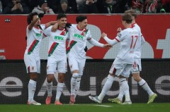 德甲中游对决：奥格斯堡VS科隆，状态博弈谁能抢分？