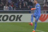 欧联：2-0，24岁国际米兰旧将无敌鱼跃冲顶，助法甲第2迎来2连胜