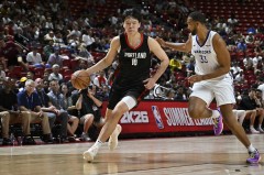 杨瀚森首秀兑现下饭承诺 三分护筐妙传一个都没少